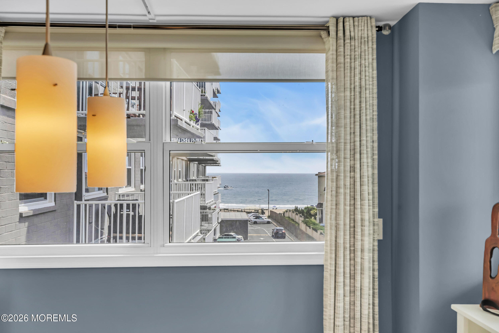 675 Ocean Avenue N - Photo 14