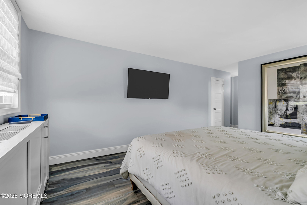 675 Ocean Avenue N - Photo 31
