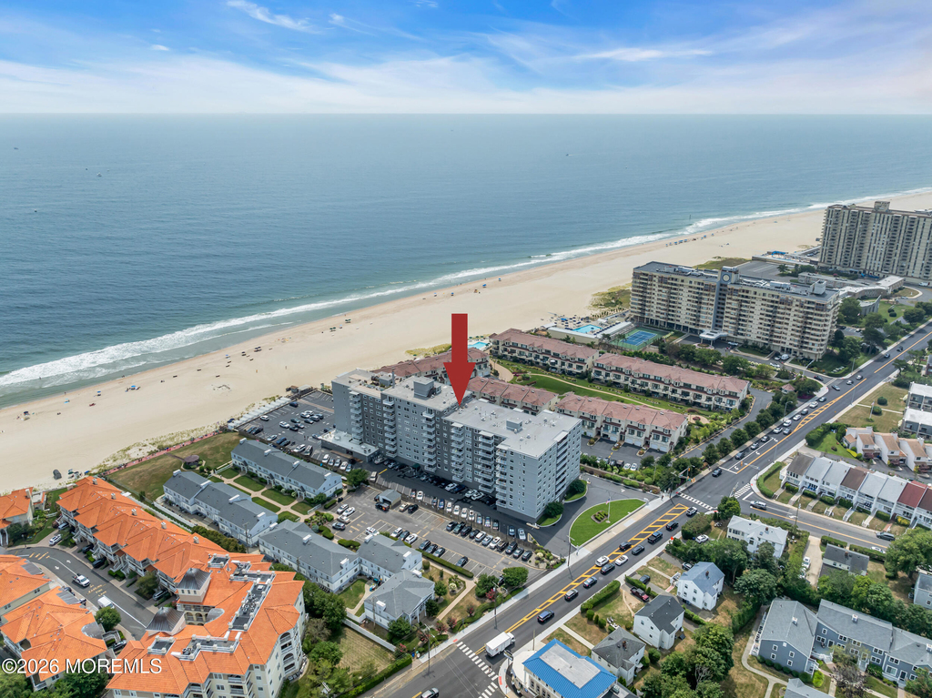 675 Ocean Avenue N - Photo 39