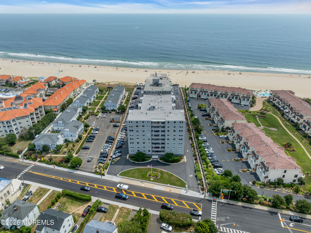 675 Ocean Avenue N - Photo 37