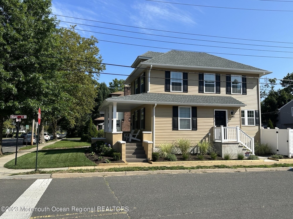 207b Bridge Avenue - Photo 1