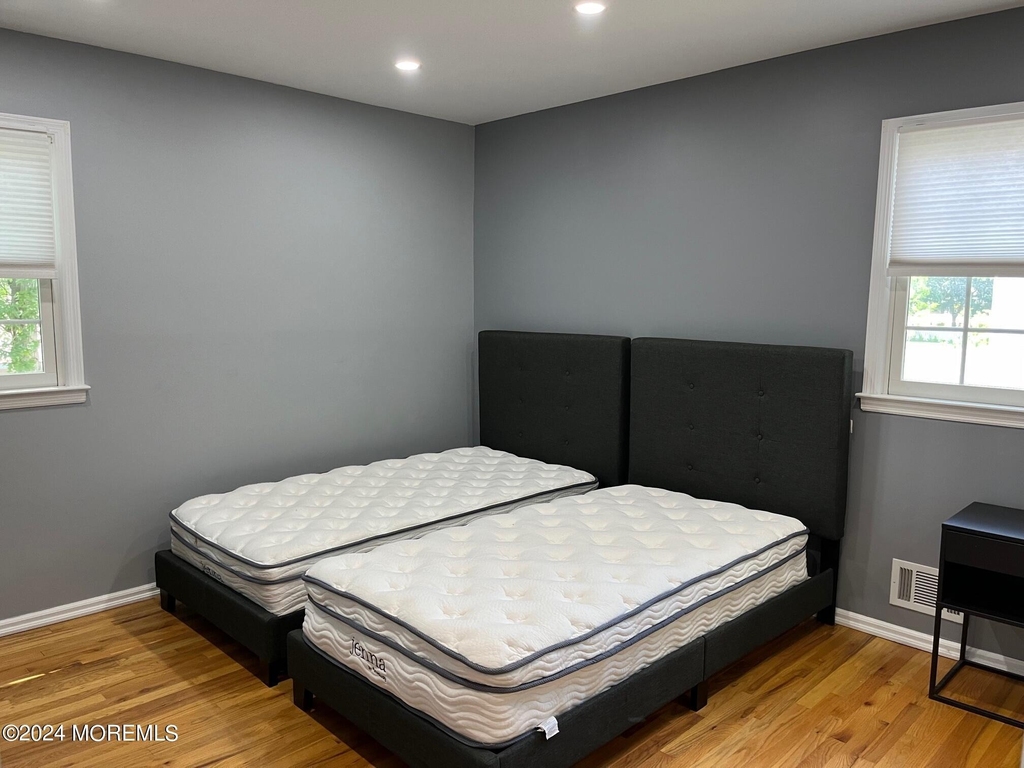 106 Pear Street - Photo 10