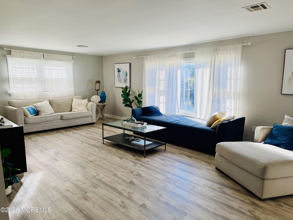 87 Captains Court - Photo 6