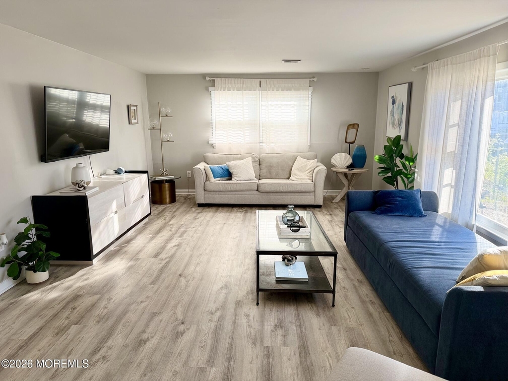 87 Captains Court - Photo 5