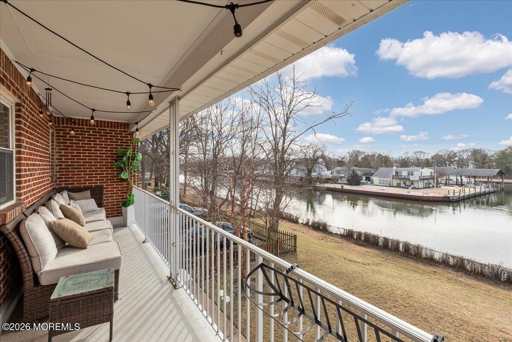 910 South Street - Photo 9