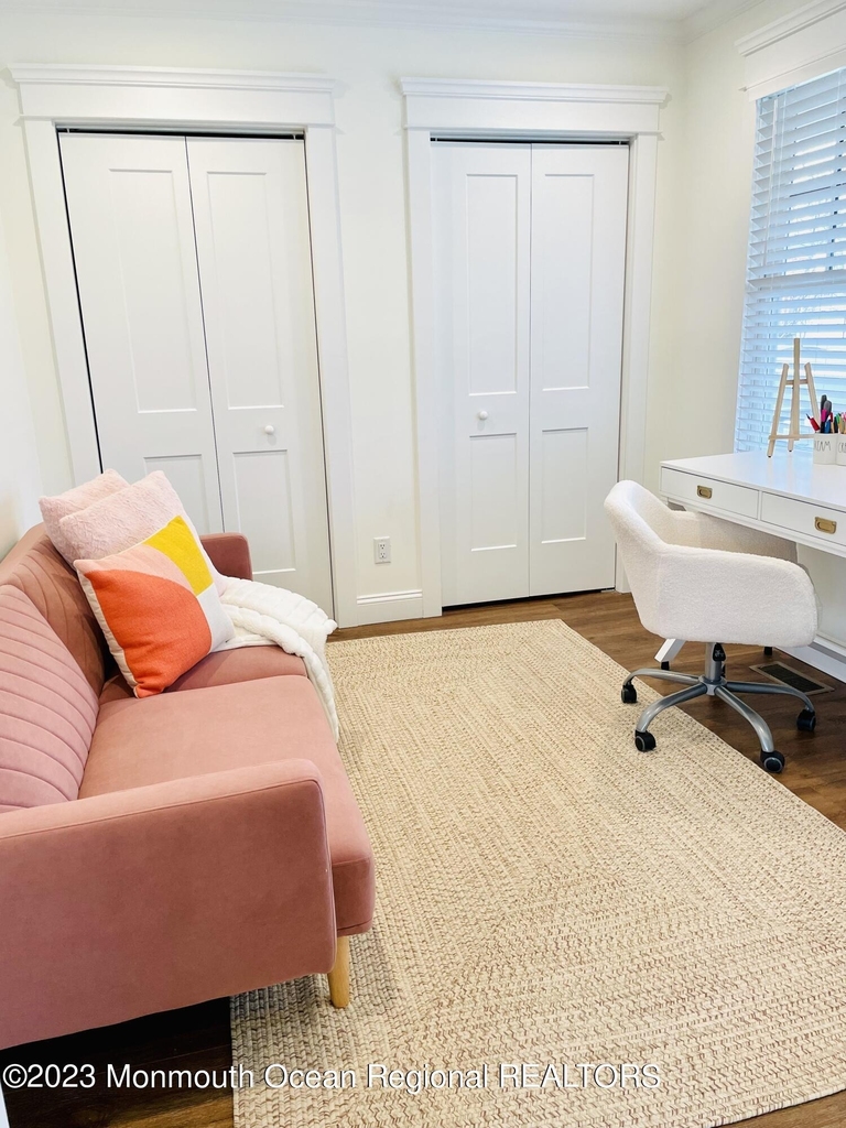 501 Morris Avenue - Photo 6