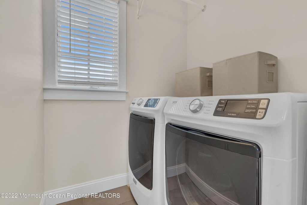 501 Morris Avenue - Photo 20