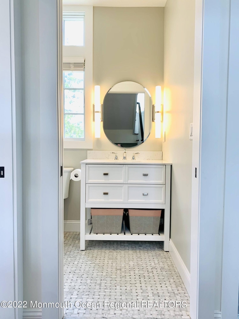 501 Morris Avenue - Photo 17