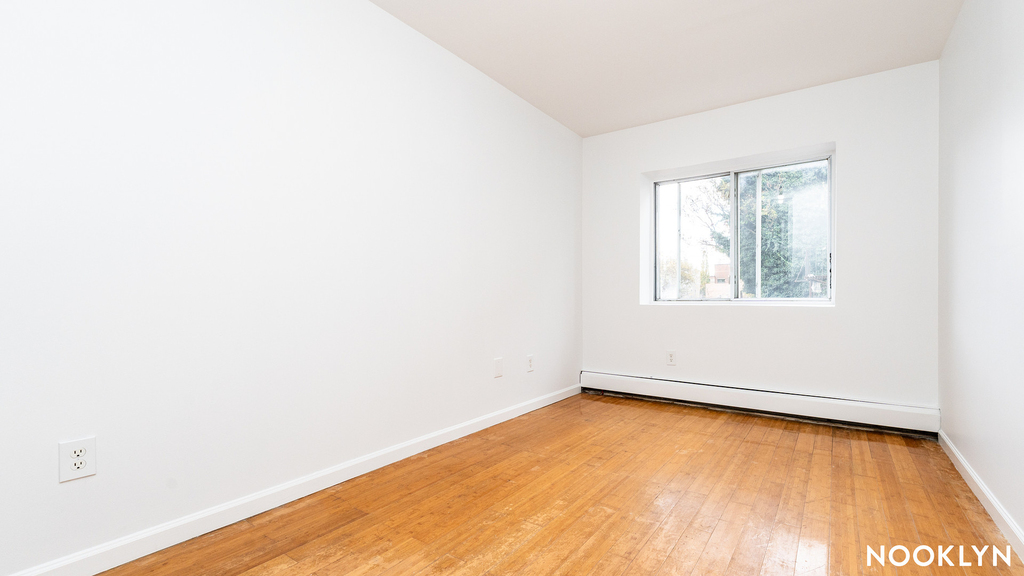 29 Monaco Pl 11233 - Photo 2