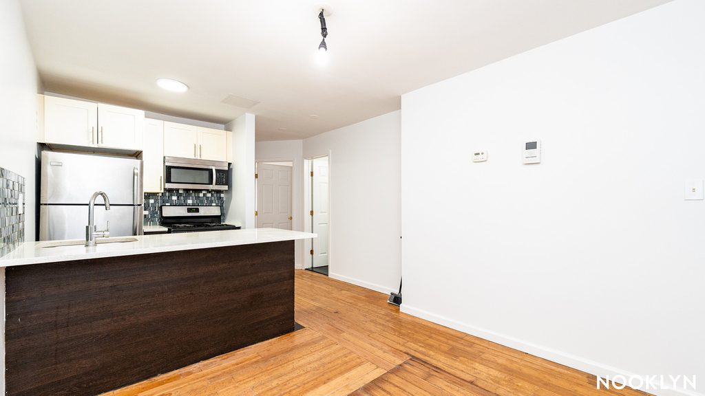 29 Monaco Pl 11233 - Photo 1