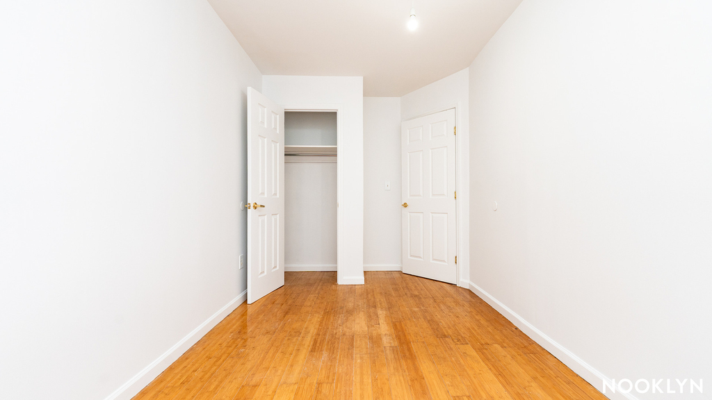 29 Monaco Pl 11233 - Photo 17