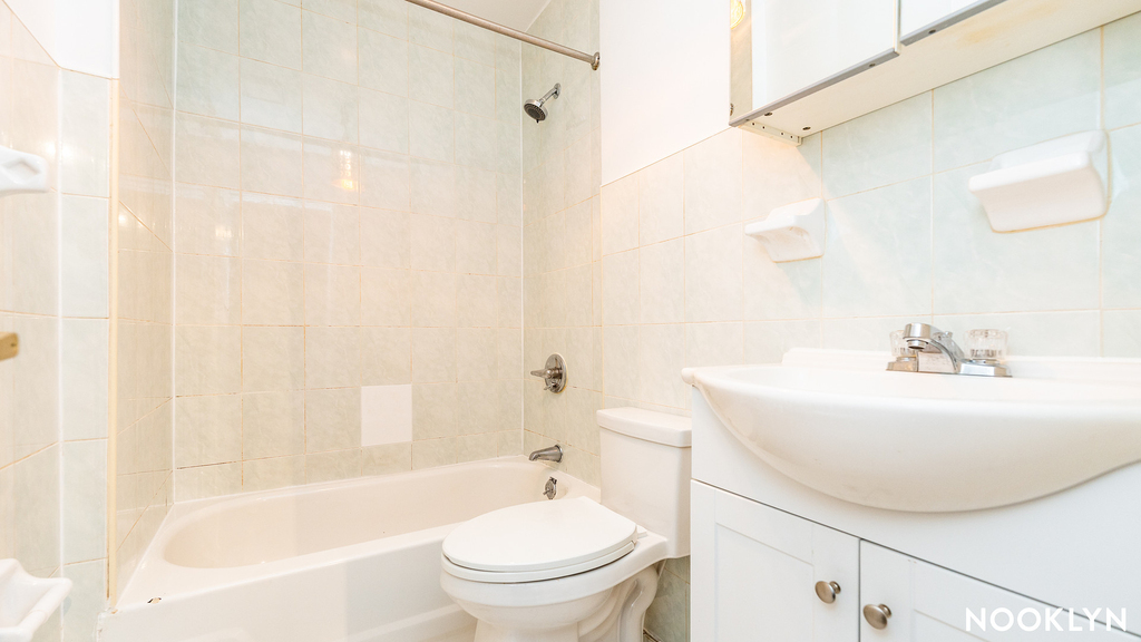 29 Monaco Pl 11233 - Photo 15
