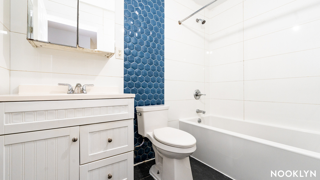 29 Monaco Pl 11233 - Photo 9