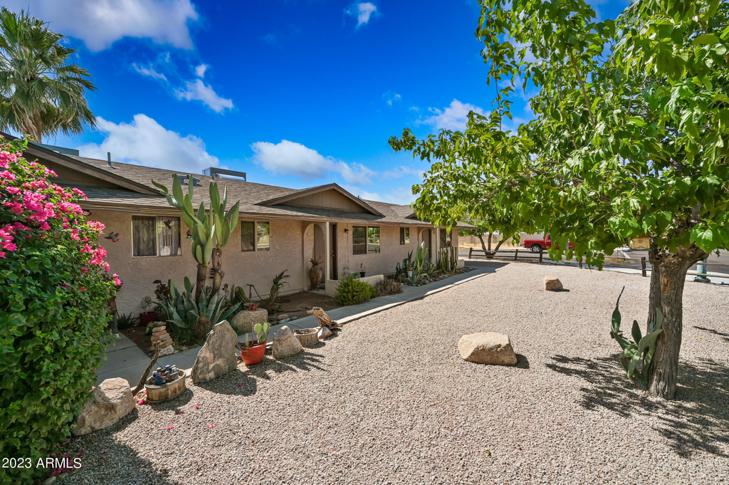 17642 N 32nd Street - Photo 0