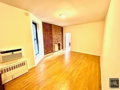 East 84 Street - Photo 0
