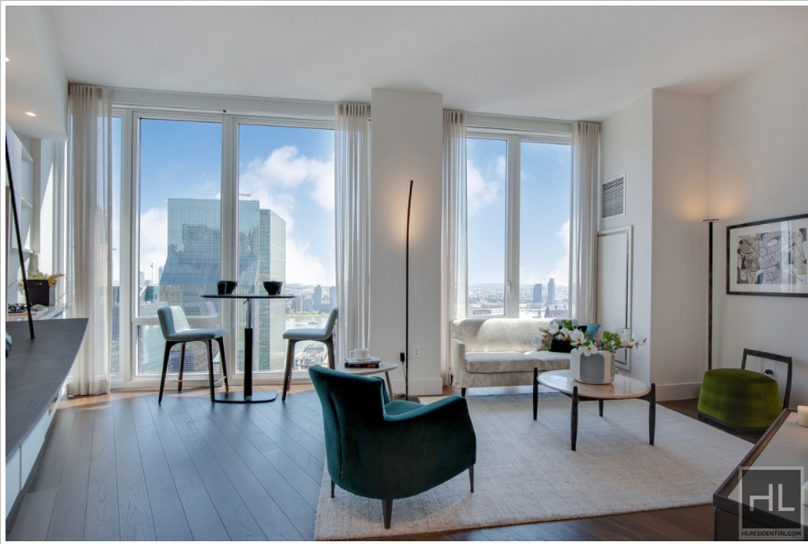 East 44th Street - Photo 0