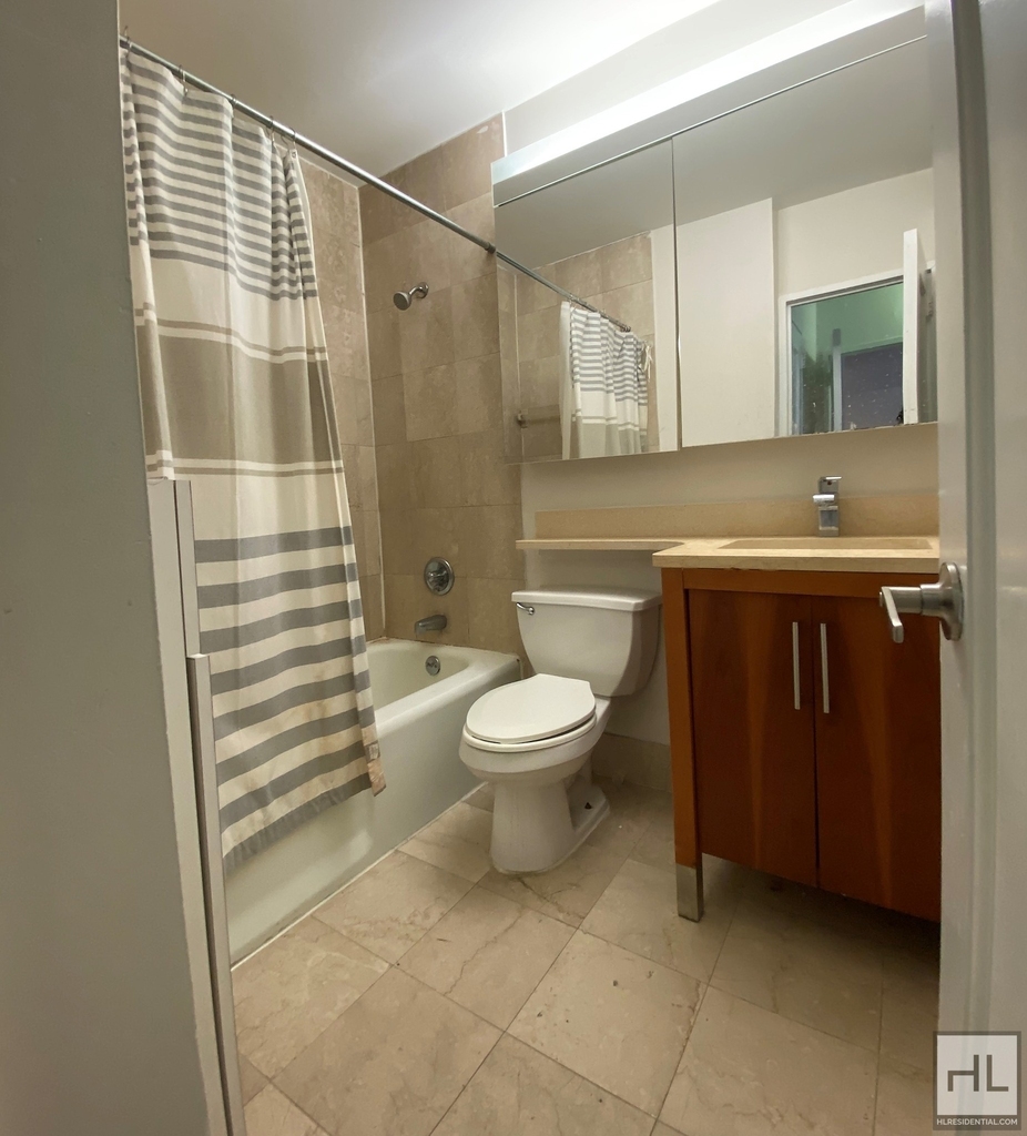 East 34th Street - Photo 2
