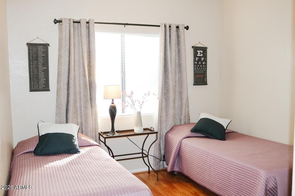 5757 W Eugie Avenue - Photo 22