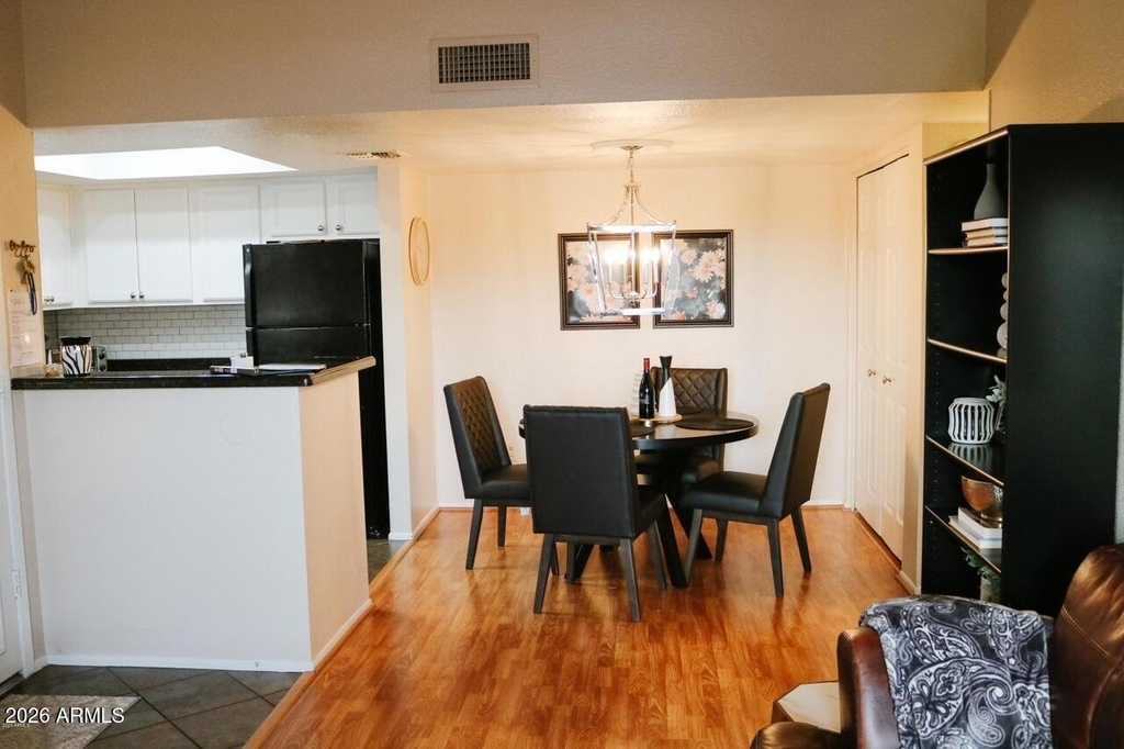 5757 W Eugie Avenue - Photo 7