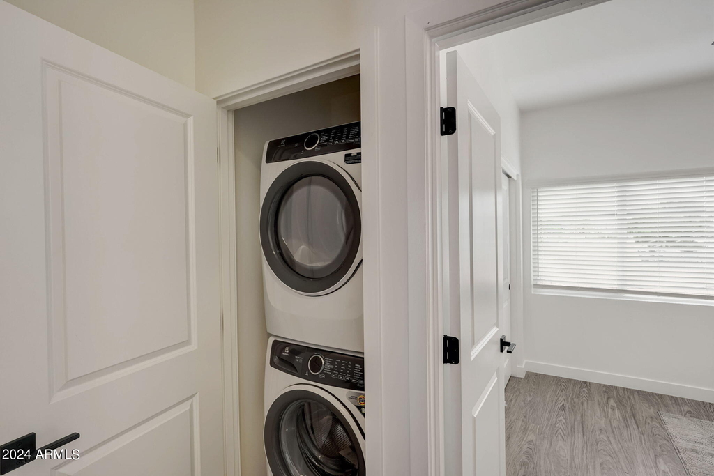 3645 E Earll Drive - Photo 9