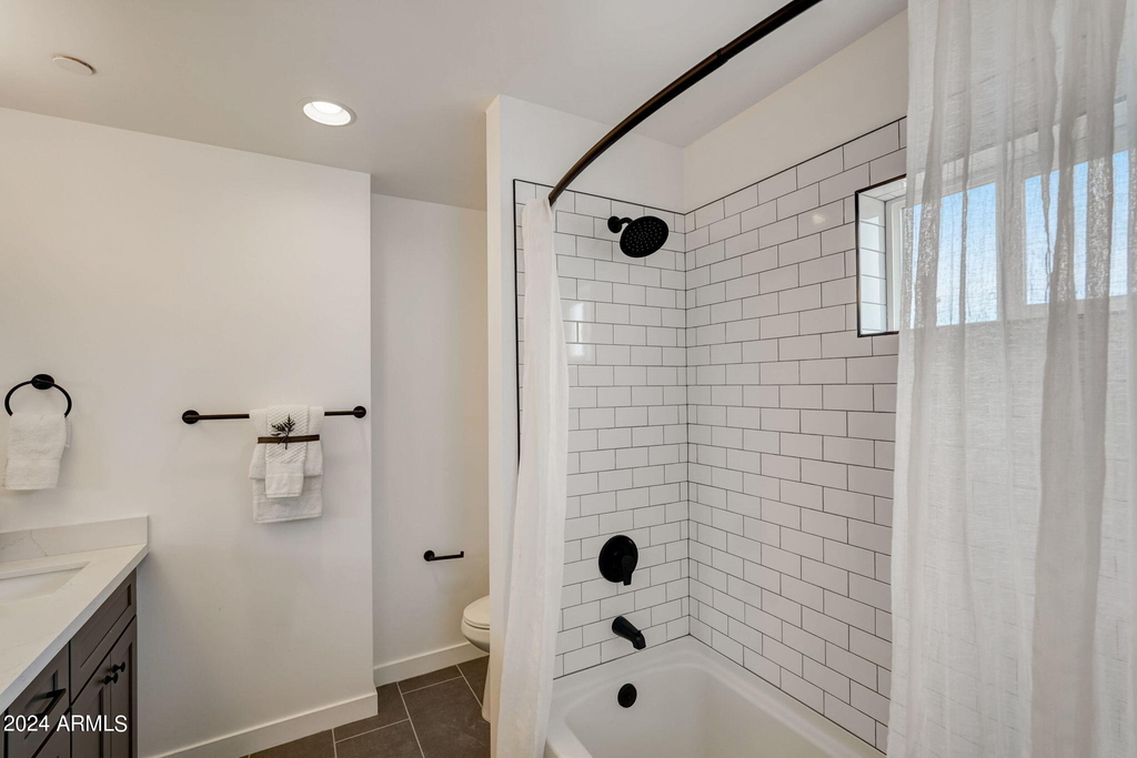3645 E Earll Drive - Photo 13