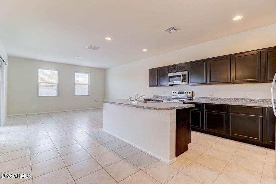 37748 W Bello Lane - Photo 1
