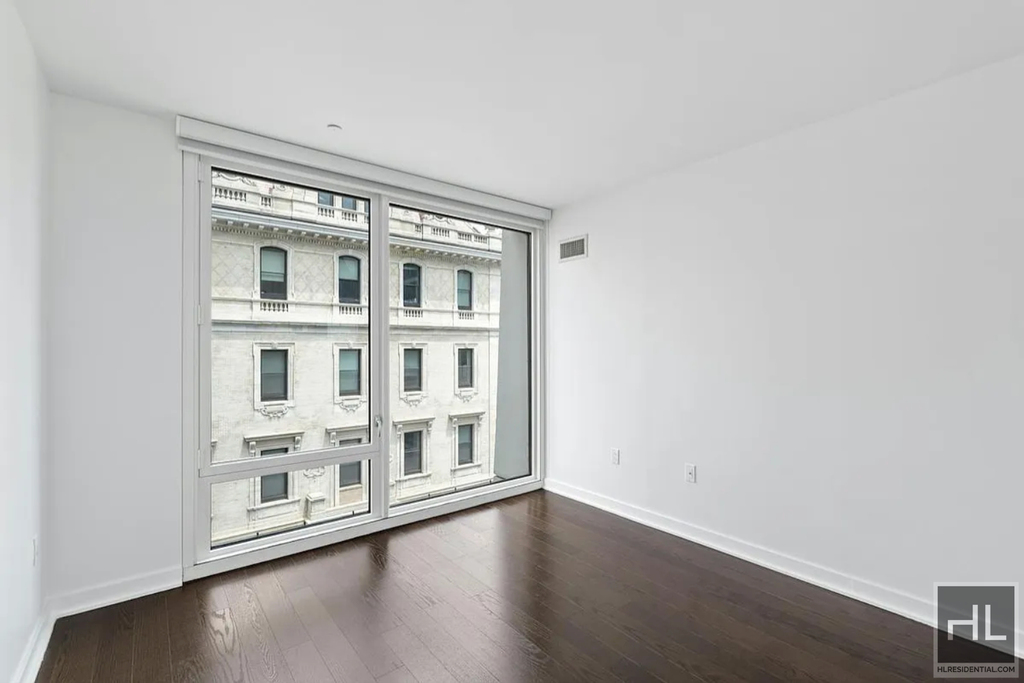 West 113th Street - Photo 9