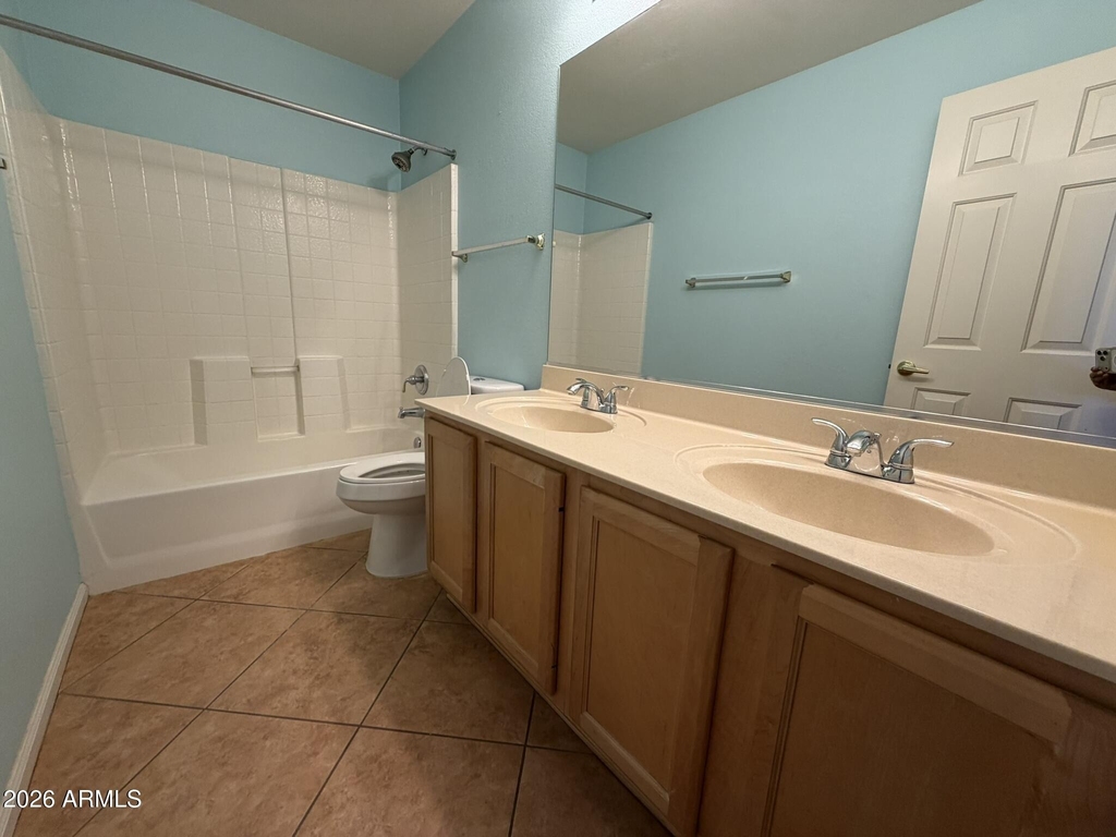 5435 W Buffalo Street - Photo 18