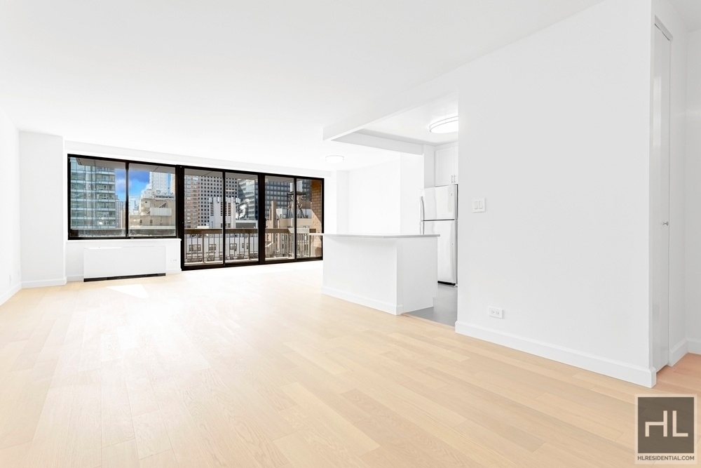 East 58th Street - Photo 1
