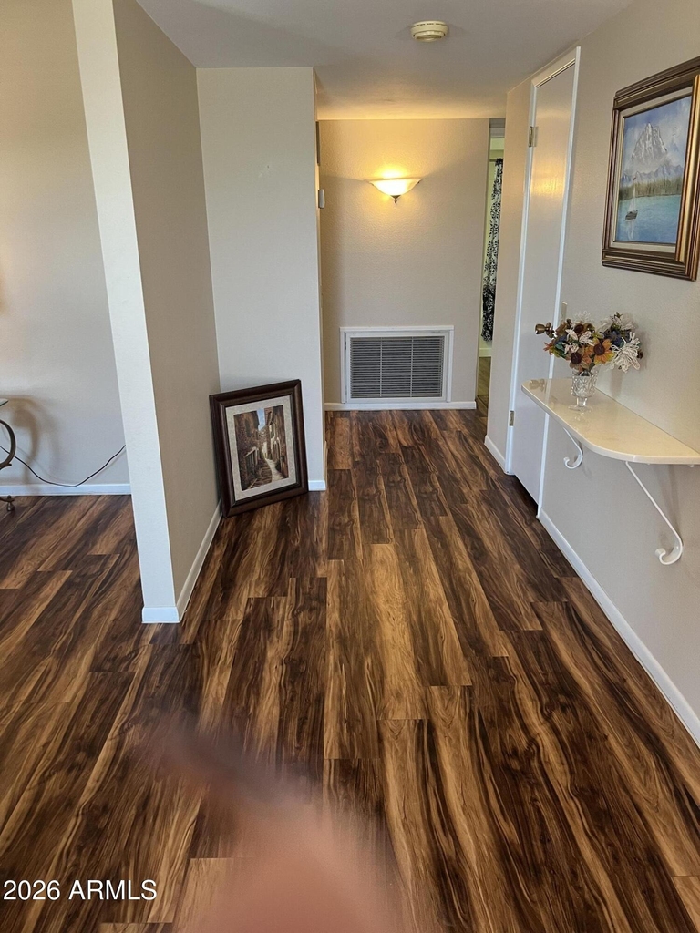 9221 W Briarwood Circle N - Photo 4