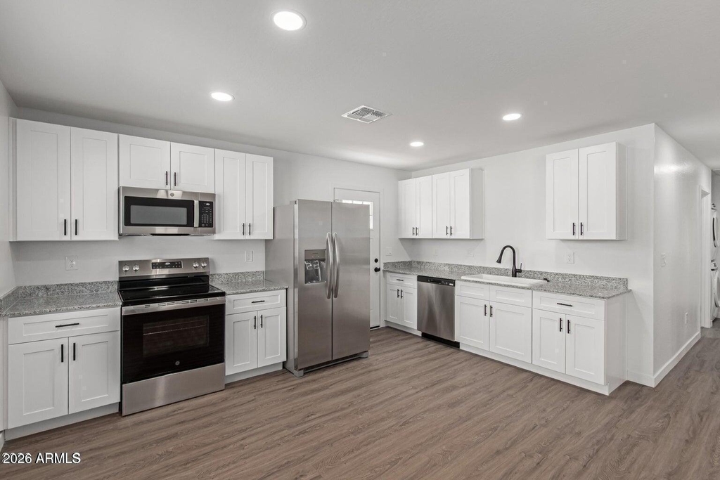 337 S 97th Place - Photo 3