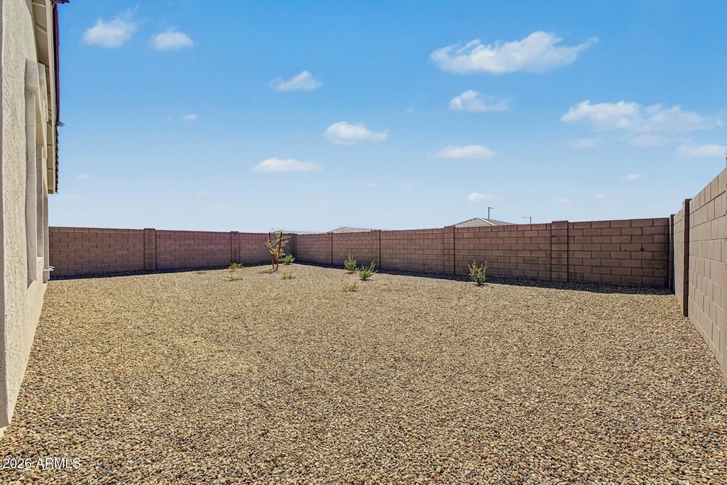 23969 W Yavapai Street - Photo 35