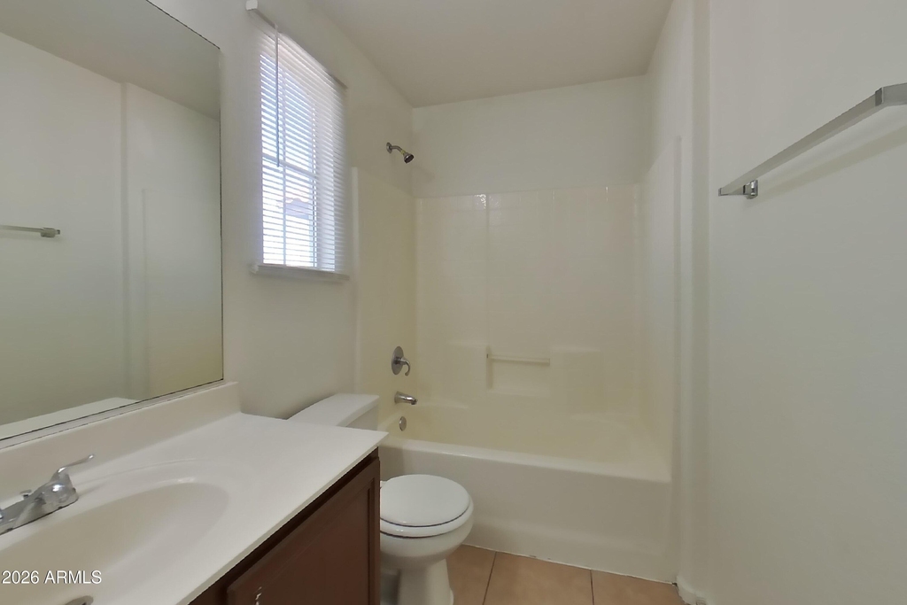 4925 S 15th Place - Photo 12