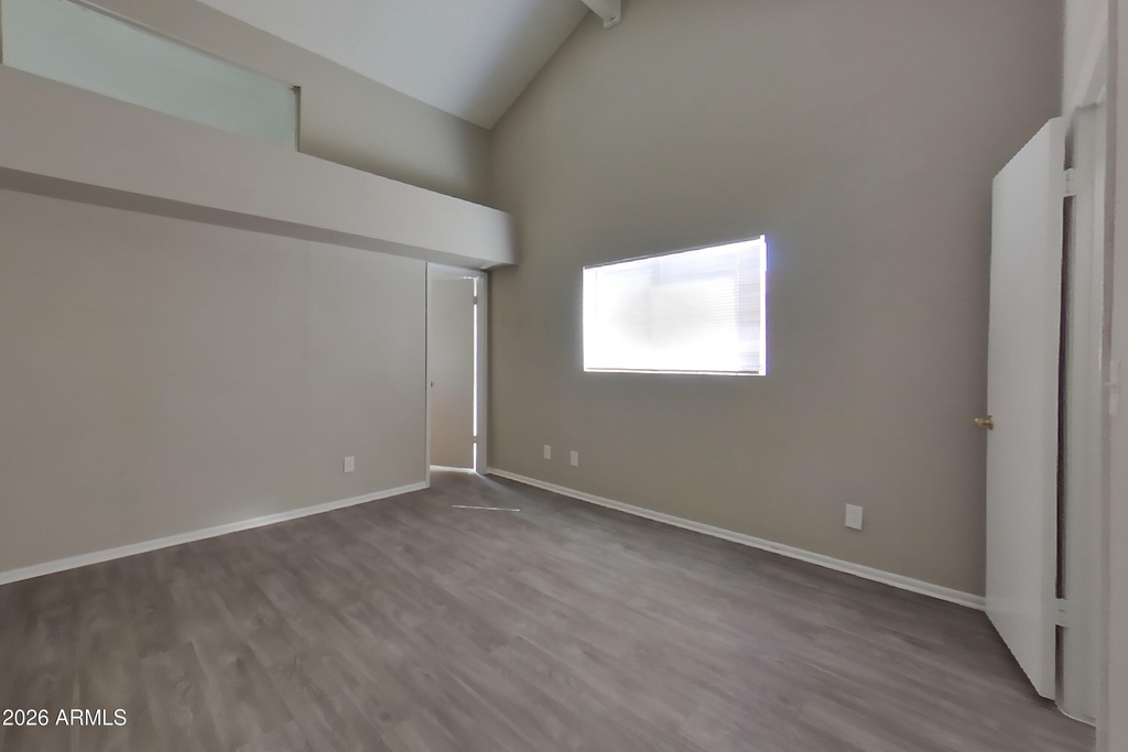 2210 W Mohawk Lane - Photo 6
