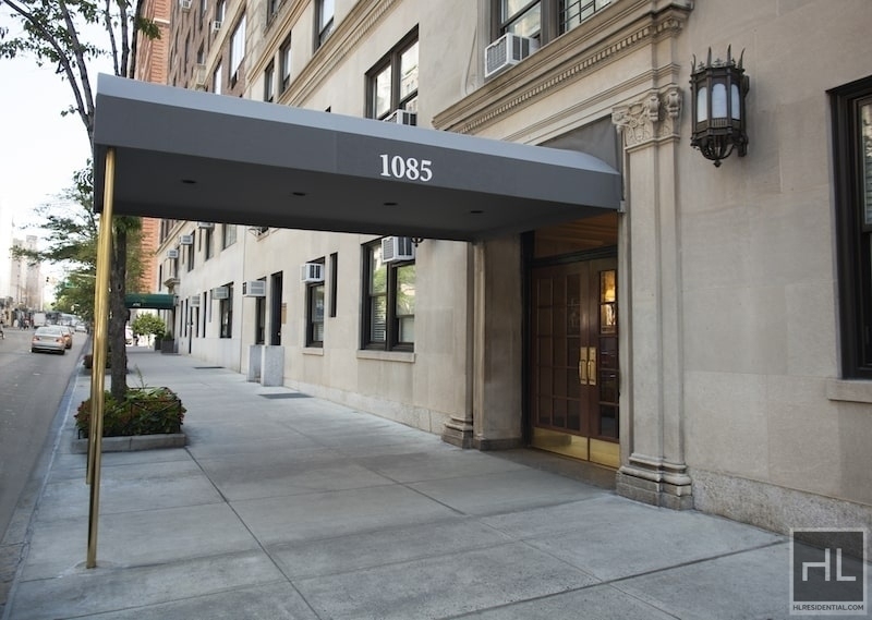 Park Avenue - Photo 16