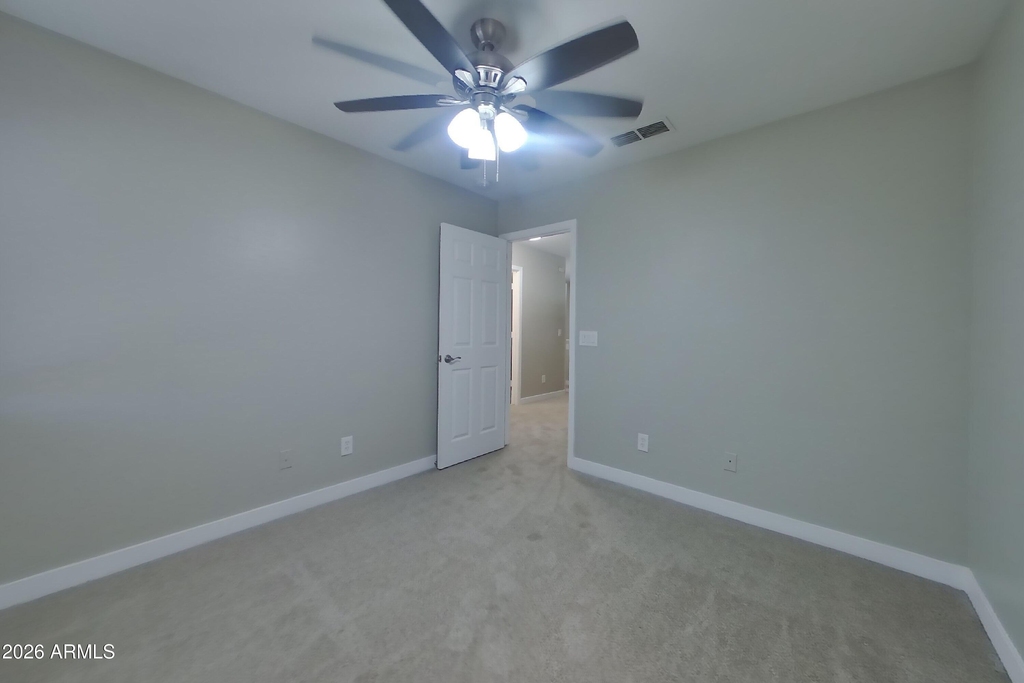 11817 W Poinsettia Drive - Photo 8
