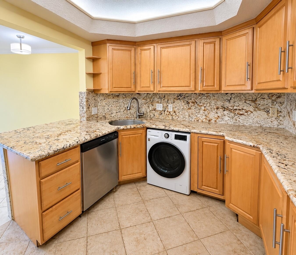 3700 Galt Ocean Drive - Photo 32