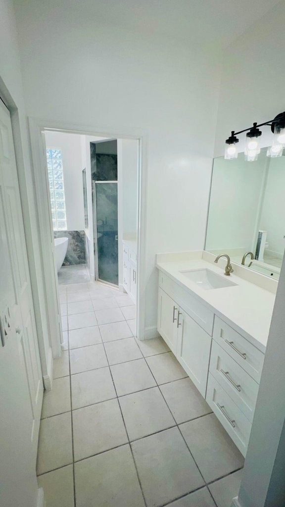 1196 Hatteras Circle - Photo 6