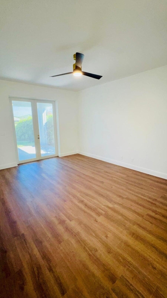 1196 Hatteras Circle - Photo 10