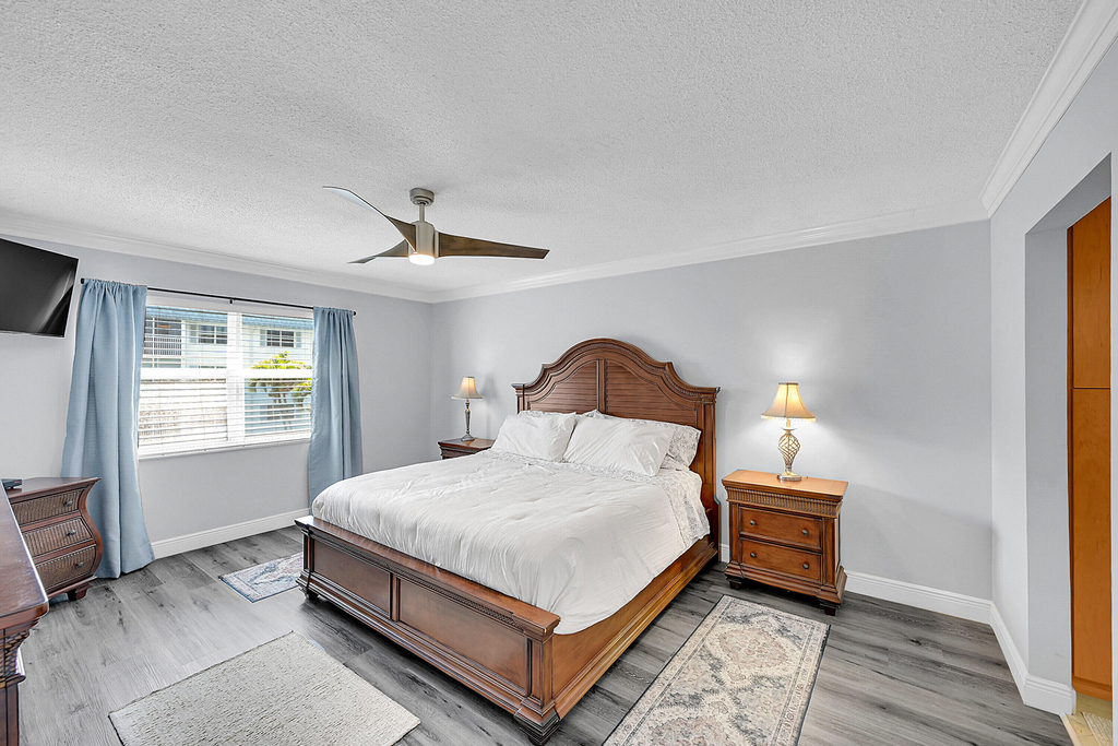 800 E Camino Real - Photo 19