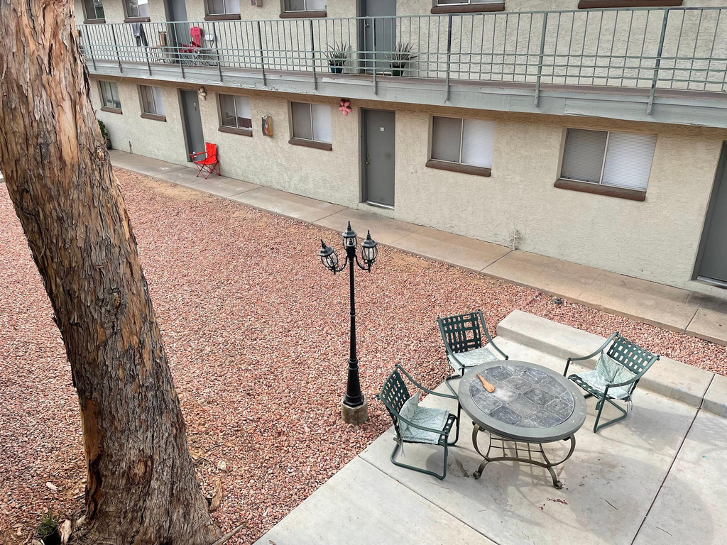2002 E Sweetwater Avenue - Photo 10