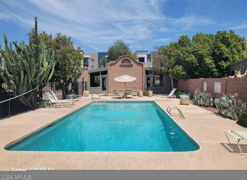 4437 E Hubbell Street - Photo 14