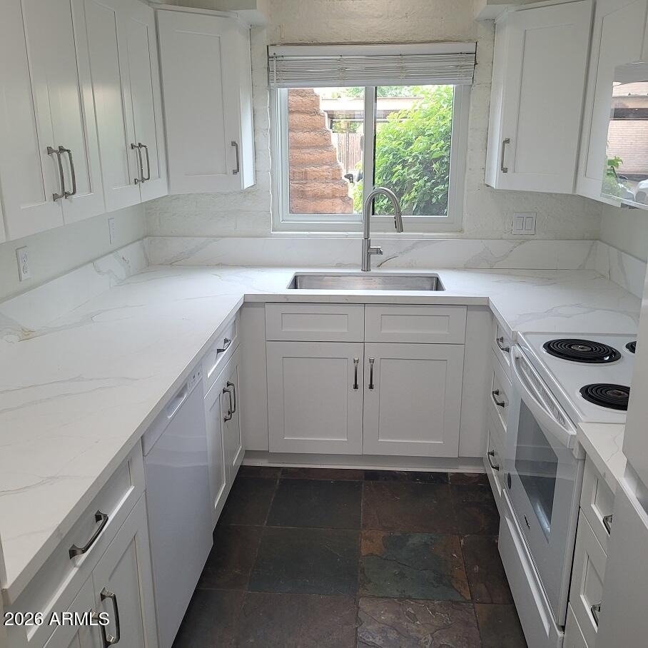 4437 E Hubbell Street - Photo 3