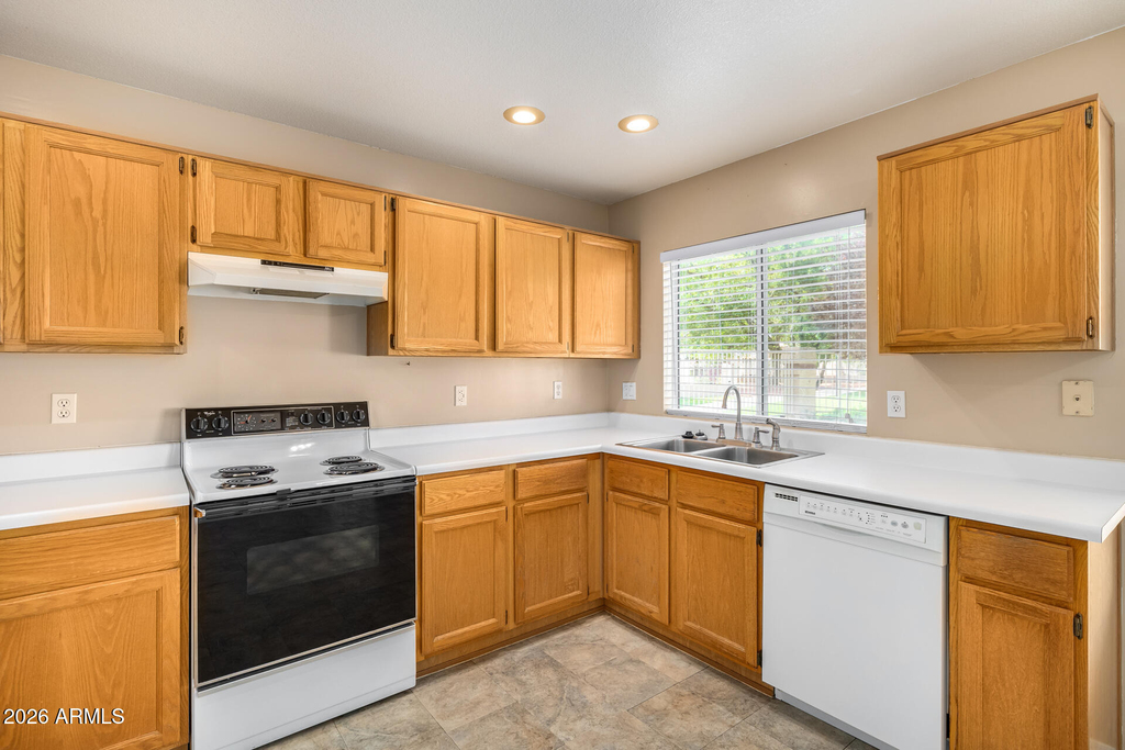 1590 W Dublin Court - Photo 13