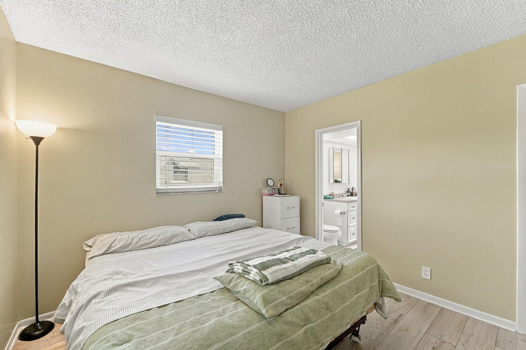 1117 Lake Terrace - Photo 7