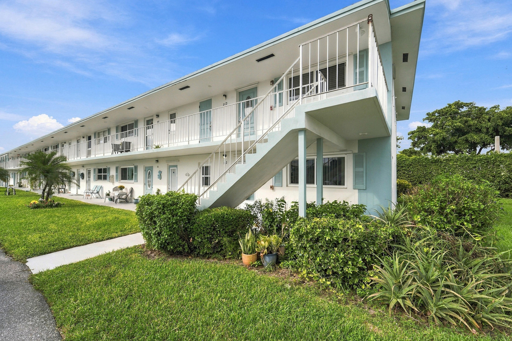1117 Lake Terrace - Photo 14