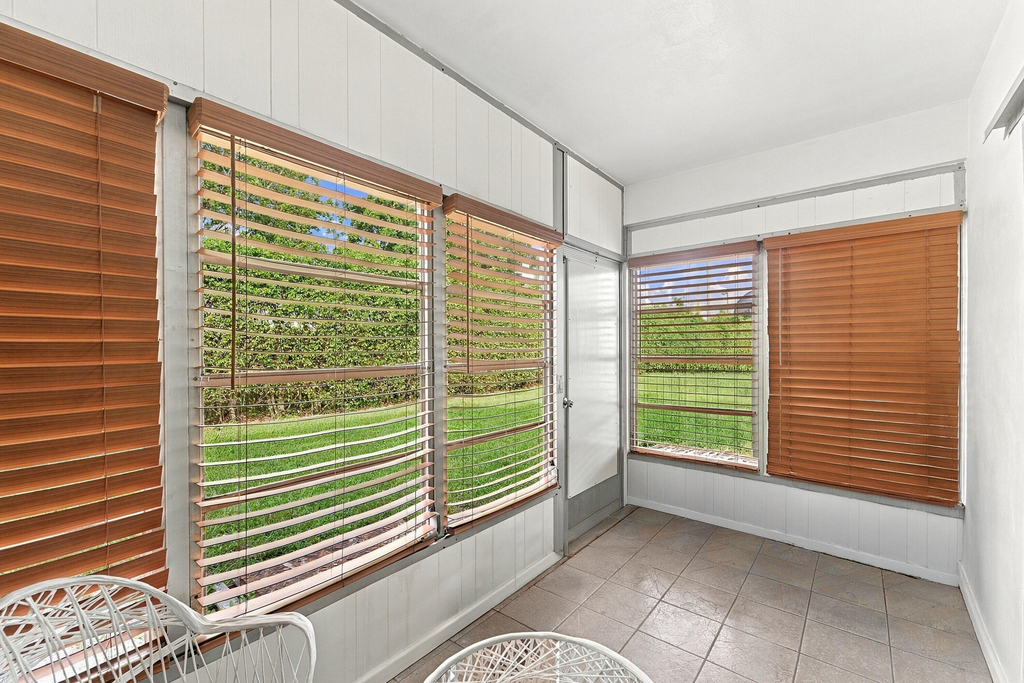 1117 Lake Terrace - Photo 11