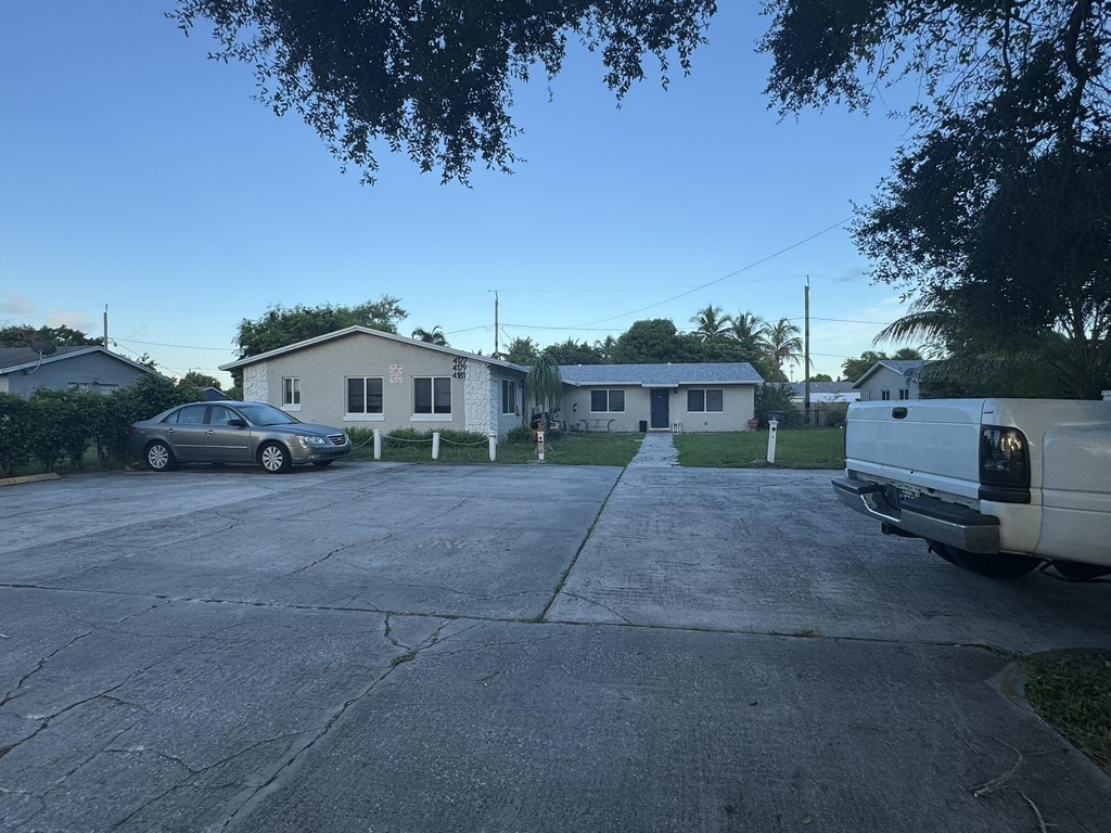 4165 42nd Avenue S - Photo 4