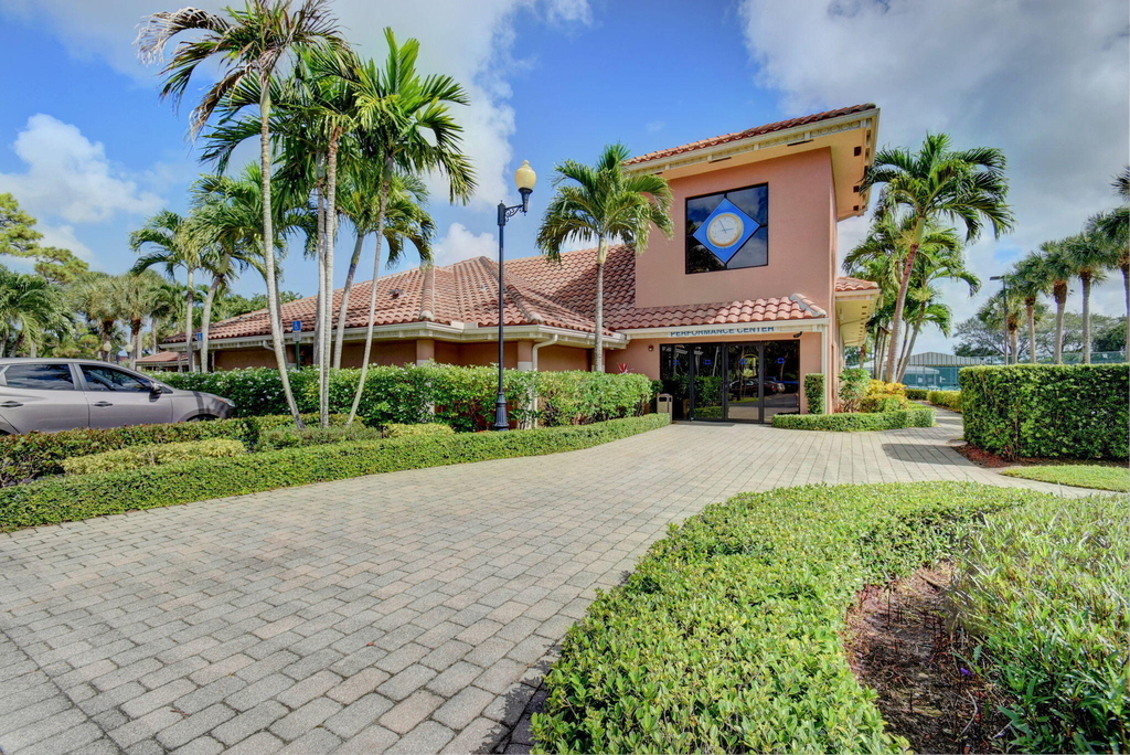 2105 Landings Boulevard - Photo 25