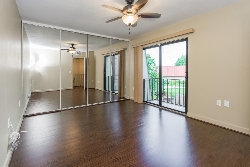 818 8th Court - Photo 10